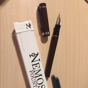 Nemosone Fountain Pen Medium Nib Brown